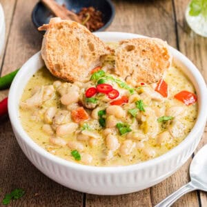 A bowl of white chicken chili.