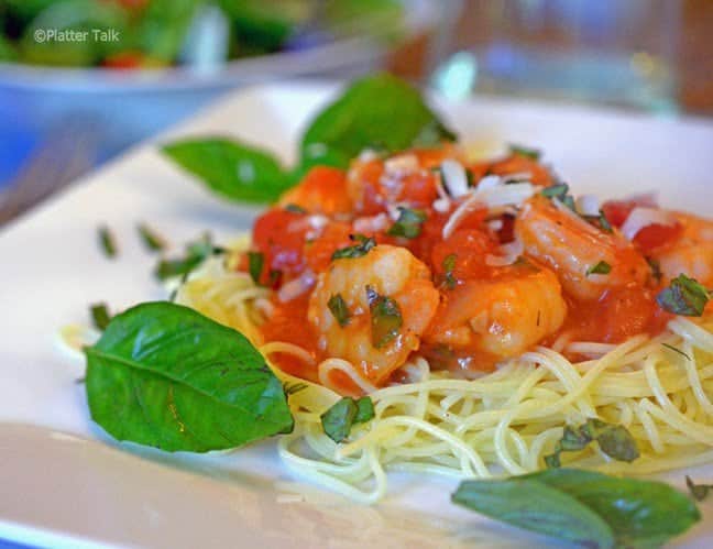 shrimp pasta on a plate.