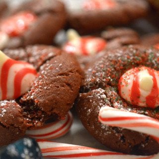 A close up of chocolate cookies