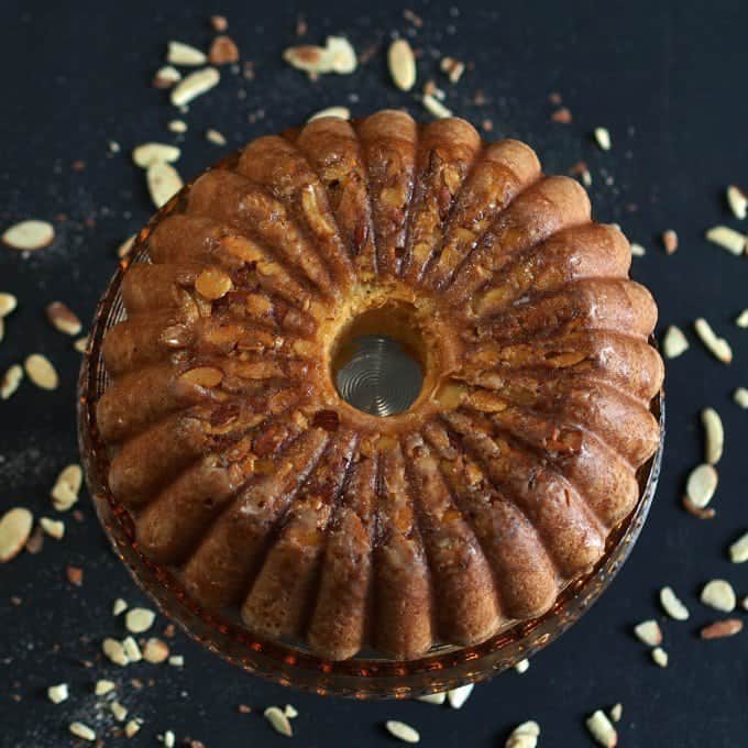 A close up of a pan, with Cake and Amaretto