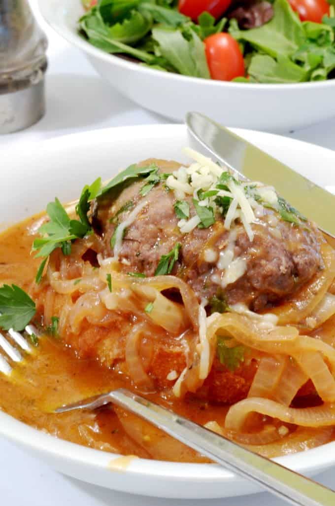 Salisbury steak with onions 