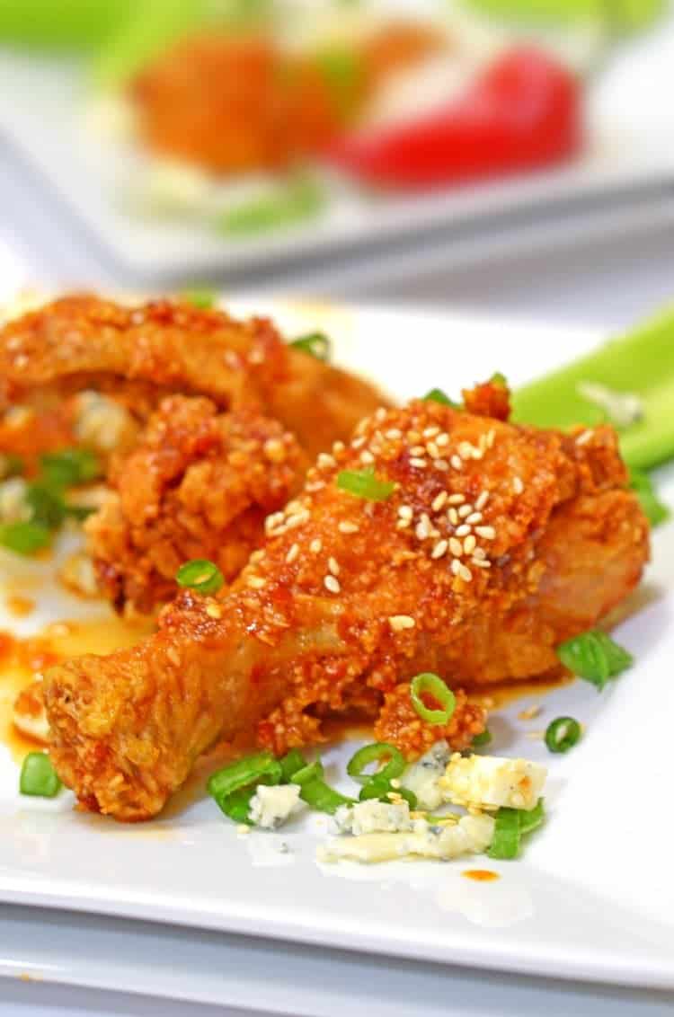 A plate plate of chicen wings