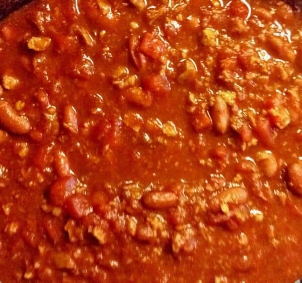 A pot of vegan chili.