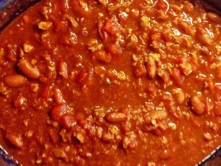 A pot of vegan chili.