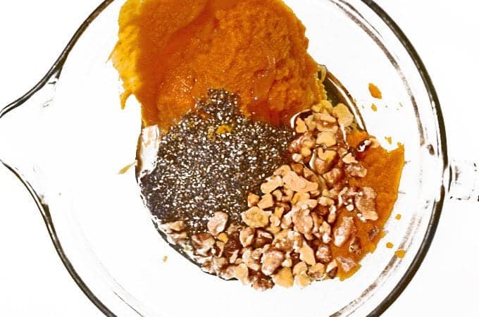 pumpkin chia muffins mixing