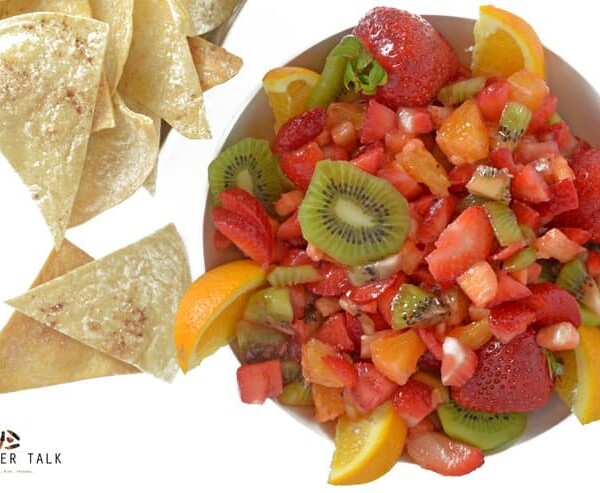 Chips and fruit salsa