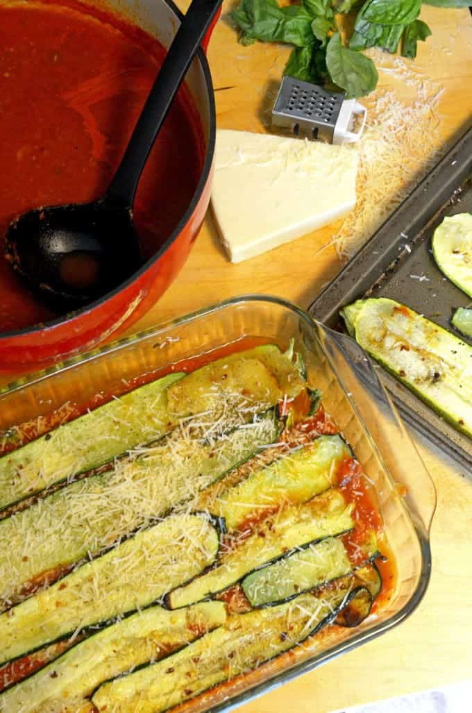 Steps to make zucchini lasagna.