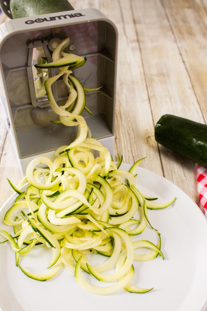 How to Make Zoodles (4 ways) w/o a Spiralizer - The Food Charlatan