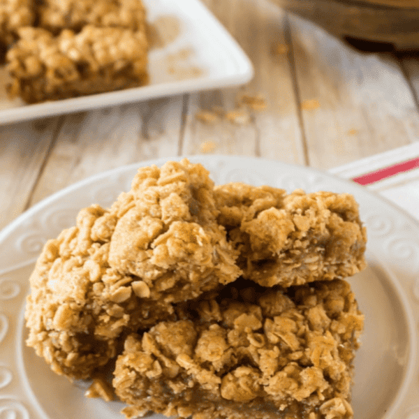 oatmeal bars with apple butter