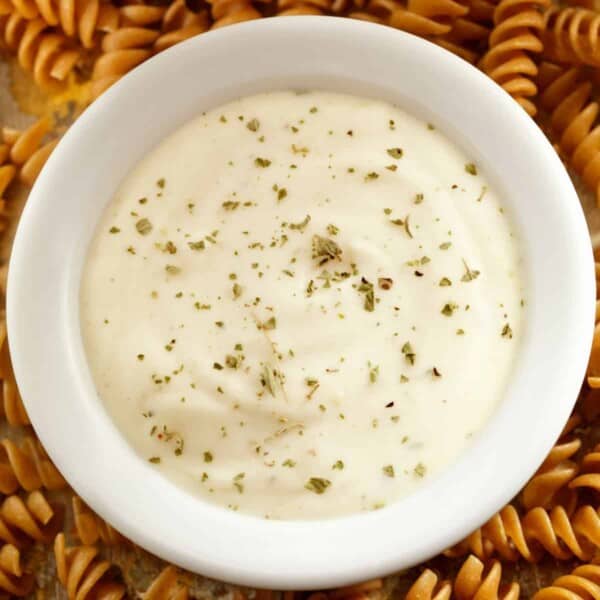 A bowl of alfredo sauce.